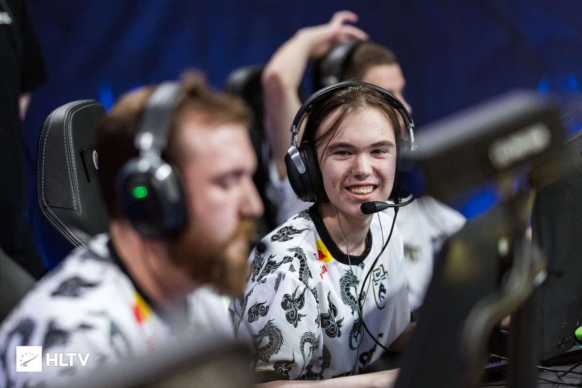 不仅如此 不仅如此