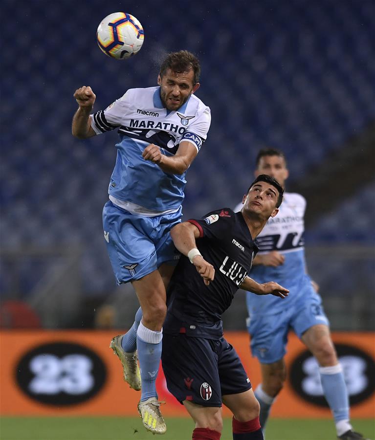 在世界足坛 在世界足坛