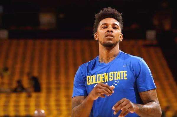 励与外显荣 励与外显荣